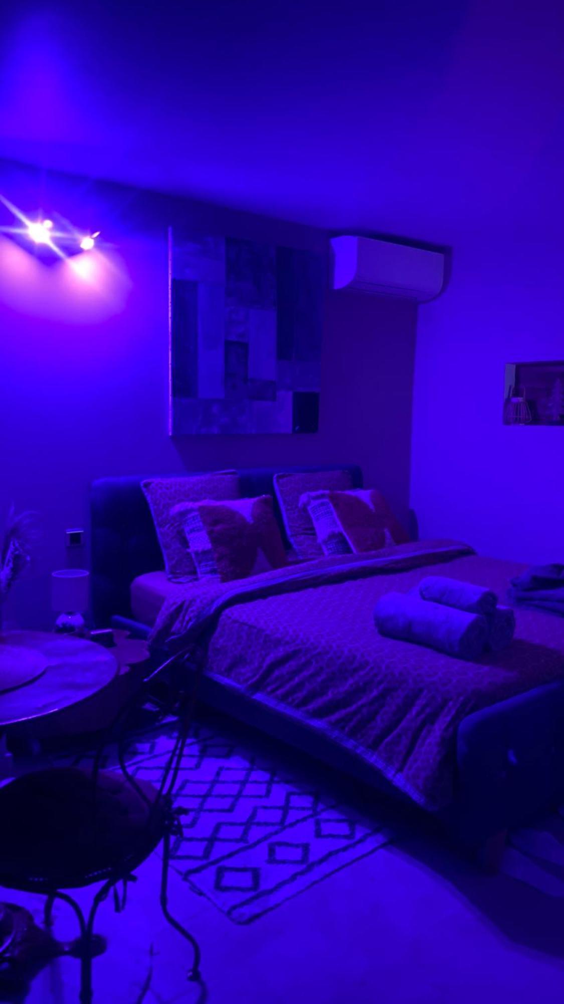 Le Cocoon Lodge Du Gapeau & Massage Solliès-Pont Eksteriør bilde