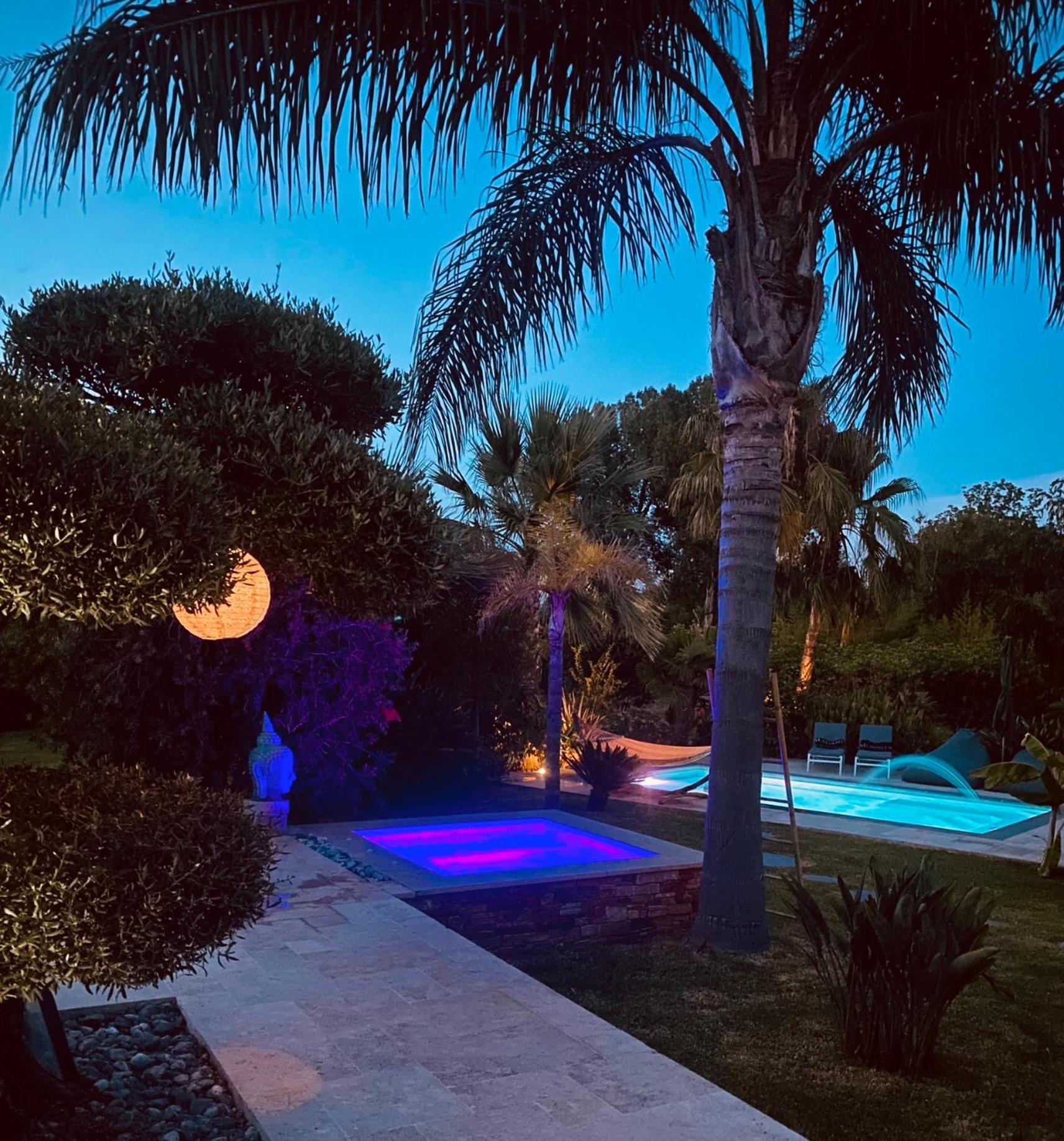 Le Cocoon Lodge Du Gapeau & Massage Solliès-Pont Eksteriør bilde